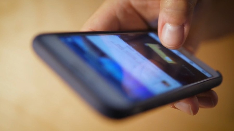 Classroom cellphone ban bill passes Senate, heads to governor's desk