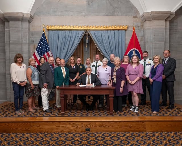 Gov. Lee signs ‘Savanna's Law,' creating habitual domestic violence offender registry and honoring Robertson Co. deputy