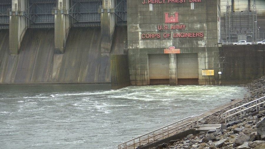 U.S. Army Corps of Engineers prepare for possible water accumulation in Nashville