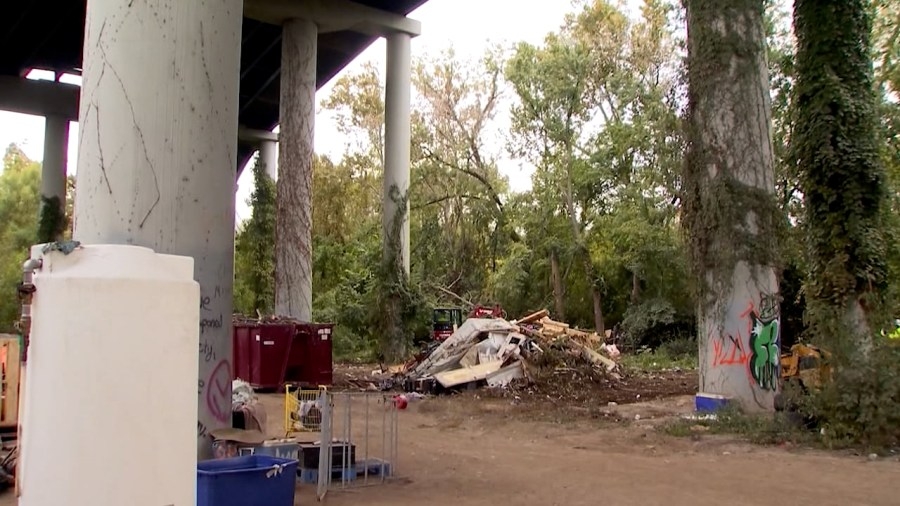 TN bill aimed at clearing out homeless encampments near state roadways