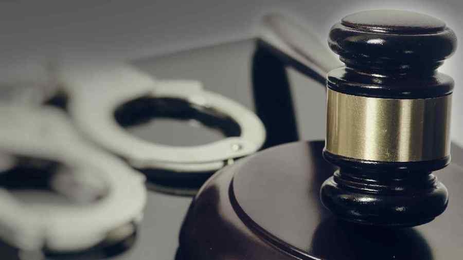 Hendersonville doctor, office manager indicted on federal charges for $20M in false medical insurance claims