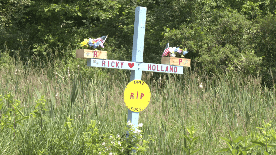 Mason man renovates memorial for murdered 7-year-old boy