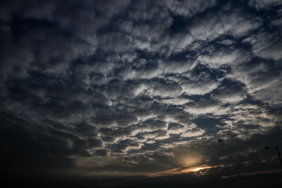 Comfortable weather for the weekend before summer-like weather returns
