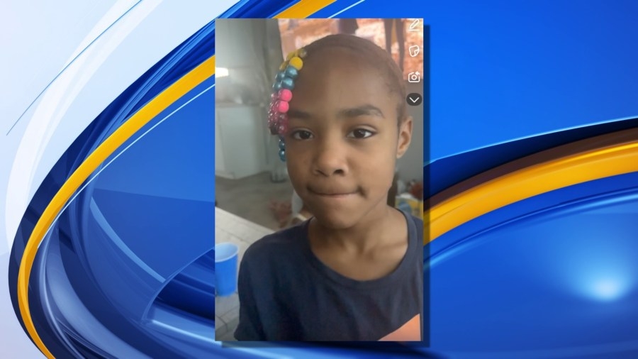 Police search for missing 10-year-old girl from Delhi Township