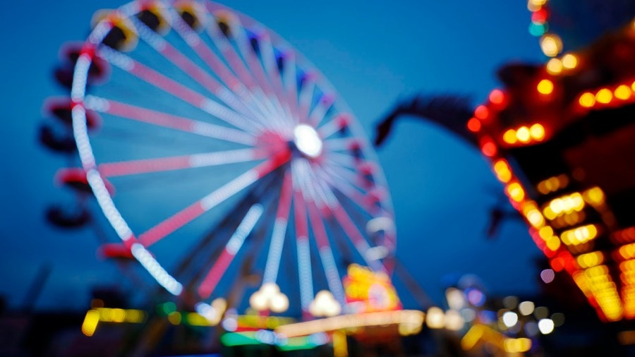 6 tips to keep kids from getting lost at large public events