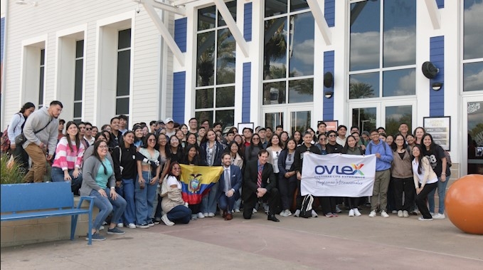 Ecuadorian students receive J-1 work visa to work during Spring Break in PCB