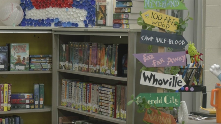 Northside Elementary's new library promotes technology and preserves traditional books