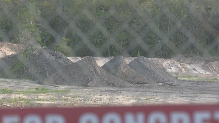Walton County locals raise concerns over Freeport asphalt plant proposal