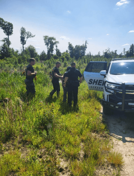 K9 Unit assists deputies in locating vehicle theft suspect in Jackson County
