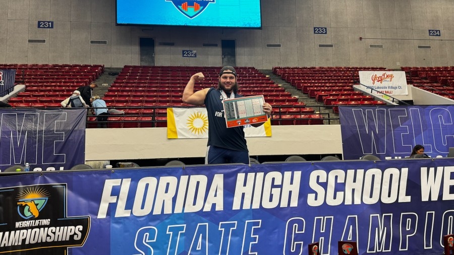 Walton's Doss sweeps at state championship meet