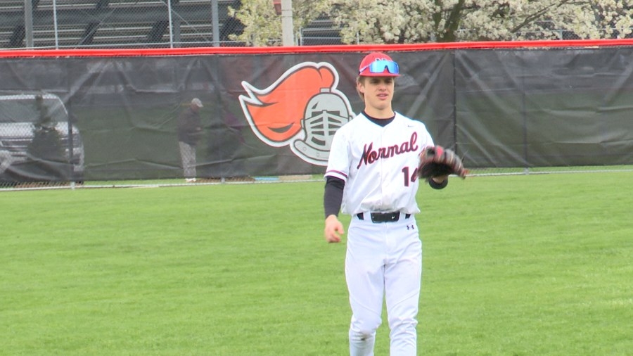 Extra Effort: Normal's multi-talented Andrew Naour carries a tune in outfield
