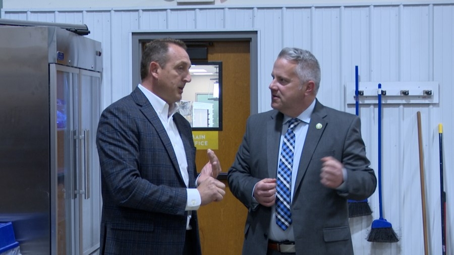 U.S. Rep. Eric Sorensen praises Midwest Food Bank's community support