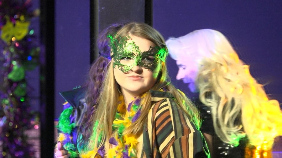 Mardi Gras celebration raising money to end human trafficking