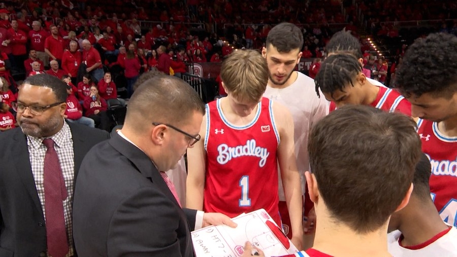 Bradley beats Valpo, moves into MVC title game Sunday