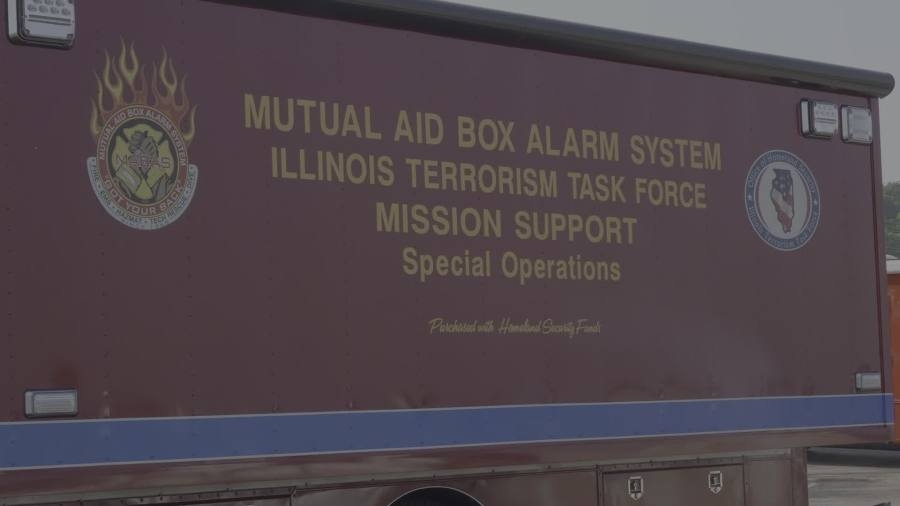 30 agencies get into the Illinois River near East Peoria for training exercises
