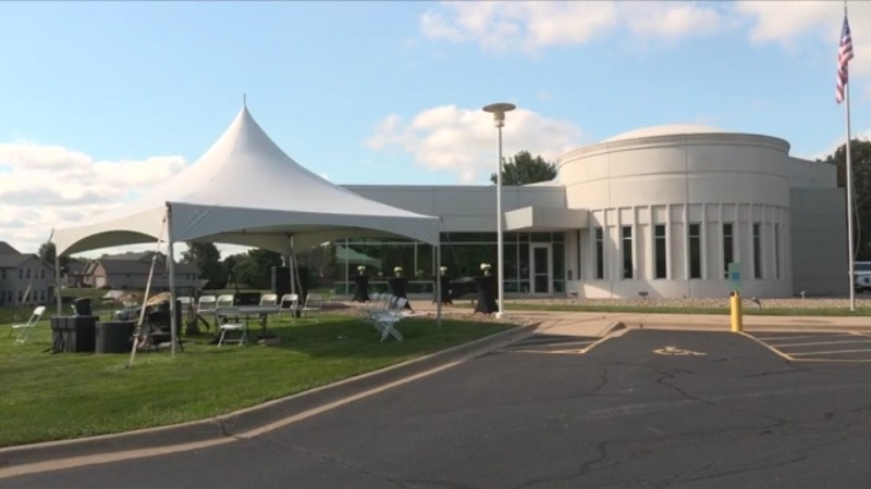 Pekin's Dirksen center celebrates 50 years since President Ford came to the city