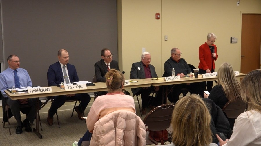 Pekin City Council candidates answer questions, tout reputations, at forum