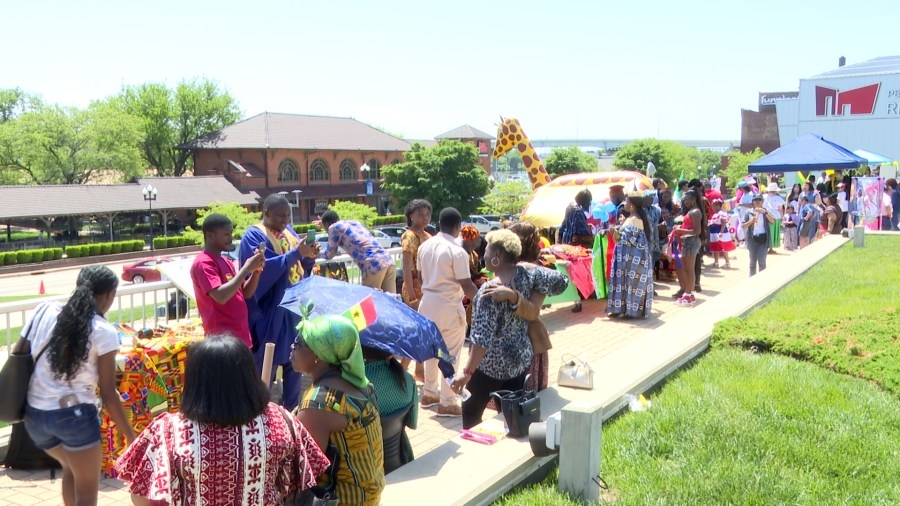 Peoria Public Schools holds 2nd annual Multicultural Fair