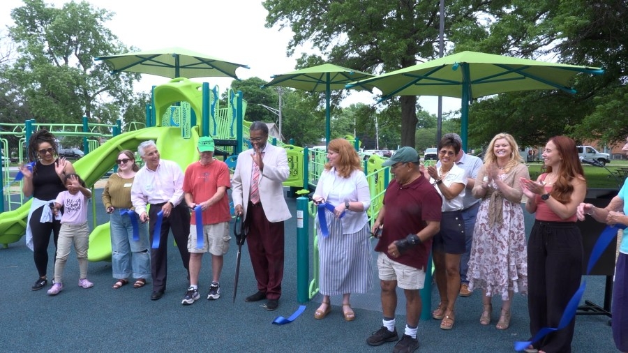 Peoria Park District opens new inclusive playground in West Peoria