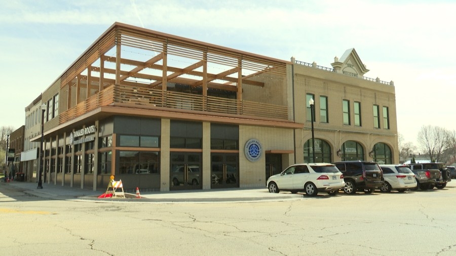Tangled Roots Craft Beer & Kitchen prepares to open in Washington