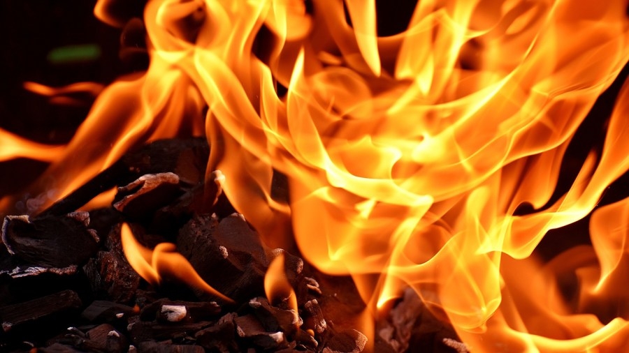 Lenoir County deputies search for arson suspect