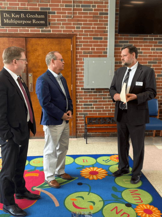 Congressman Murphy visits childhood center in Jacksonville