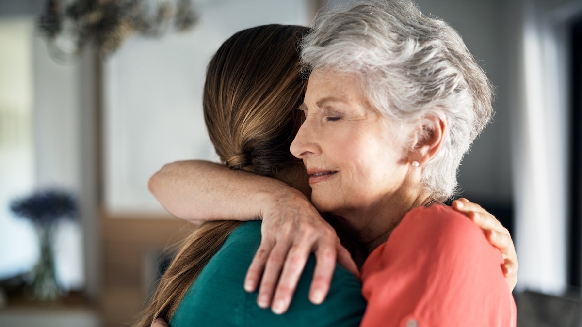 How to Support Someone Who's Grieving: Experts Share Compassionate Tips