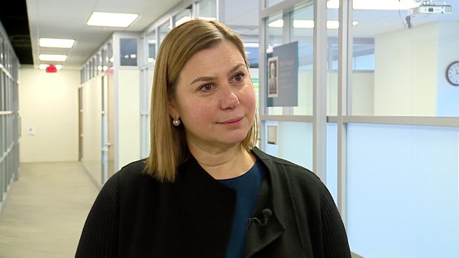 In Grand Rapids, Sen. Slotkin says she wants to hear ‘real-life stories'