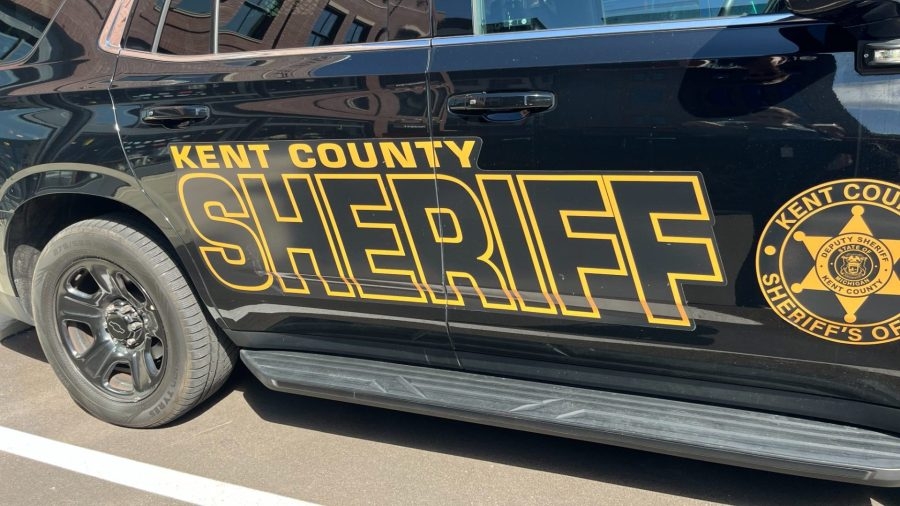 Deputies: Teen arrested after school threat on Snapchat