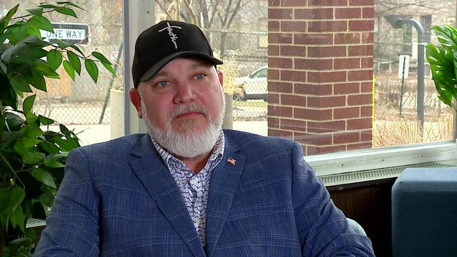 Smaller government, fewer taxes: Republican candidate for governor discusses platform