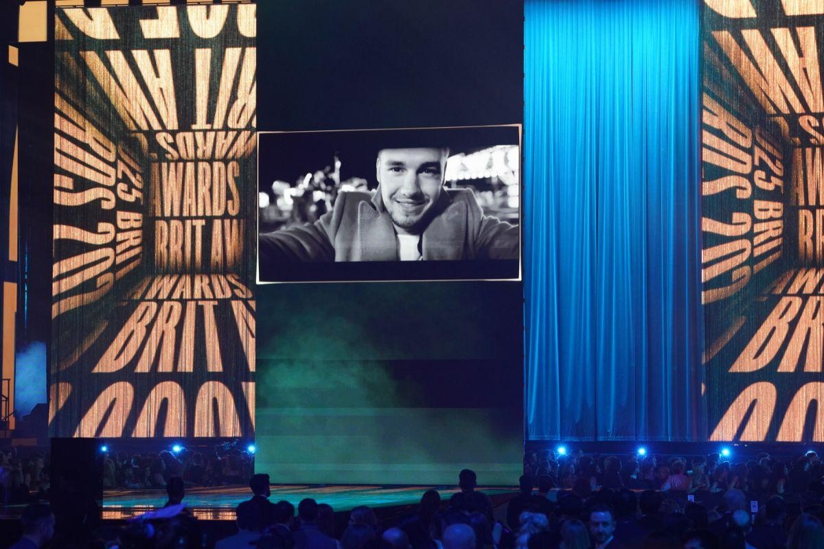 'Broke my heart all over again' - Fans in tears as Brit Awards honour Liam Payne