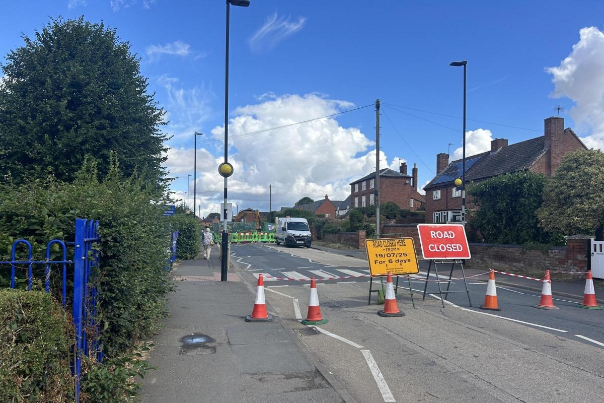 Poorly signposted Hallow road closure causing chaos in village