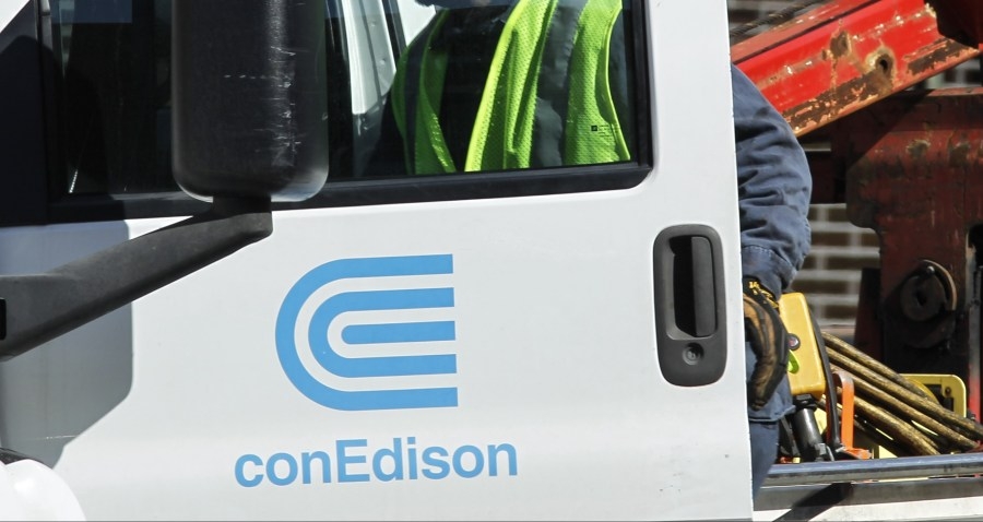 Con Edison is hiring entry-level jobs that don't require a college degree