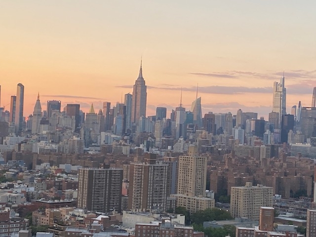 PIX on Politics Daily: New Manhattan Housing Plan