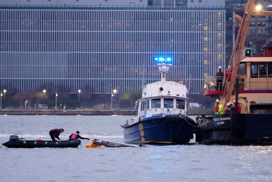 Helicopter tour company shuts down operations after Hudson River crash