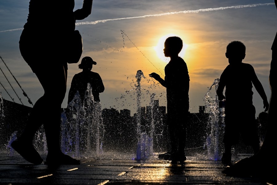 NYC could experience first heat wave of the summer: National Weather Service