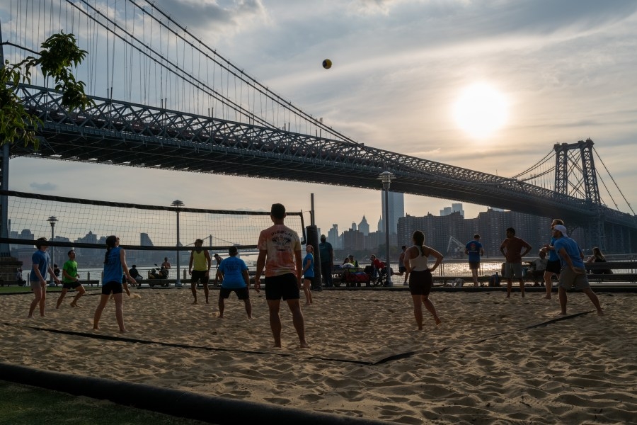 Summer heatwave predicted for the northeast region: Farmer's Almanac