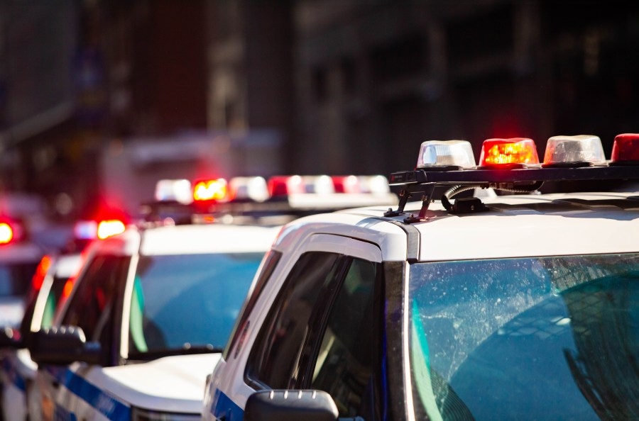 Children 6 and 9 kidnapped by woman and man in Queens