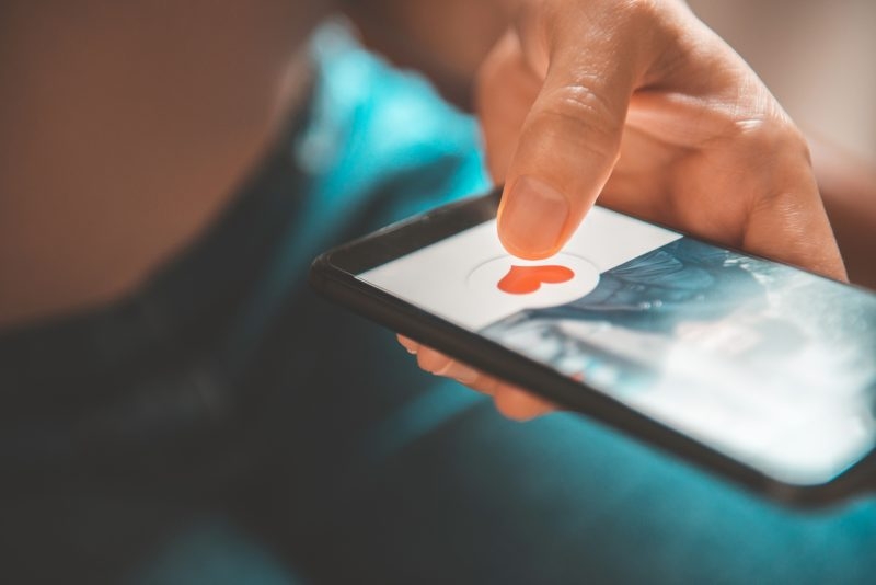 Police: Coventry resident loses more than $100K in online dating scam