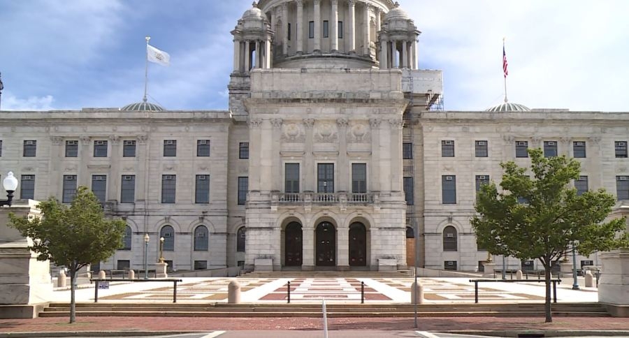 Senate committee to consider ban on cell phones in schools