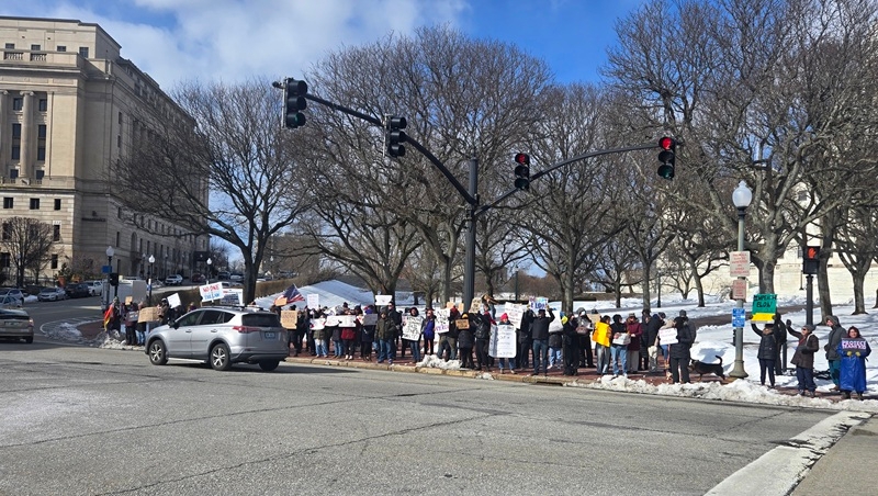 ‘No kings on Presidents Day' rings out from protests against Trump, Musk
