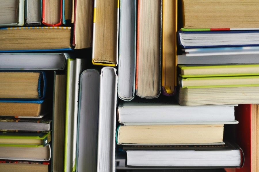 RI leaders, advocates push for ‘Freedom to Read' bill at State House