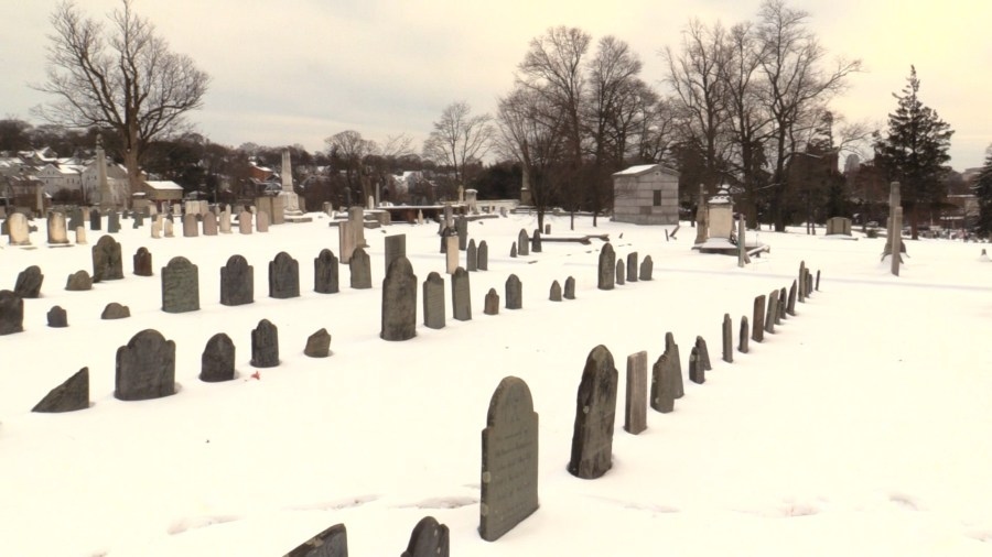 Tour of North Burial Ground honors RI's Black history