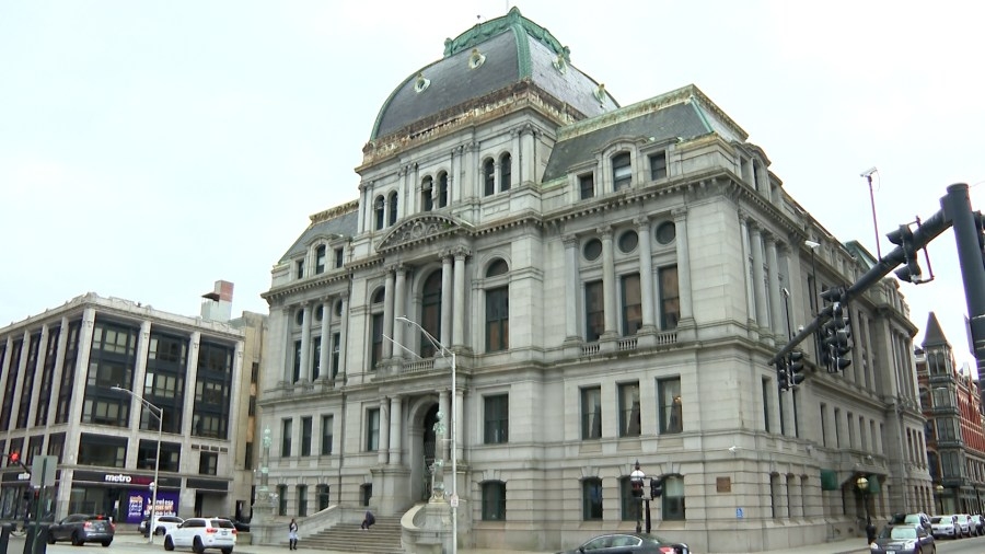 Providence mayor issues new policy after turmoil over Palestinian flag