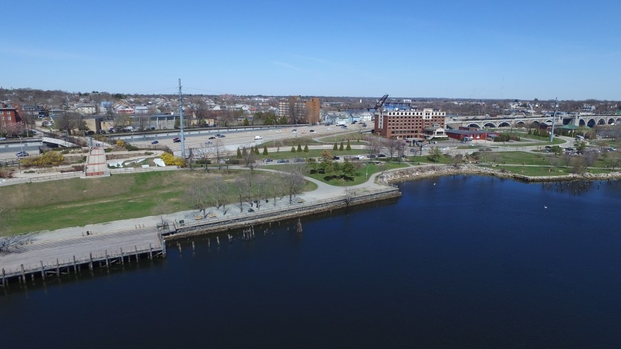 Lawmakers mull burying power lines in Providence, East Providence