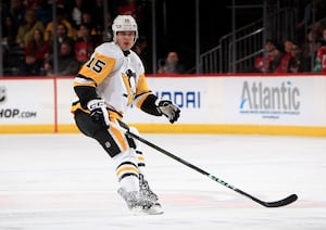 Joona Koppanen back in the fold, resigns with Penguins