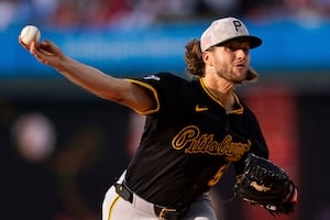 Pirates' offense struggles again, limited support for struggling Mlodzinski