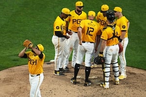 Bad Break: Pirates start second half with dreadful loss to White Sox
