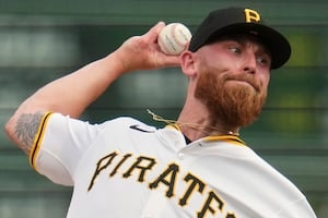 Pirates flip script, blank Astros behind Burrows' gem