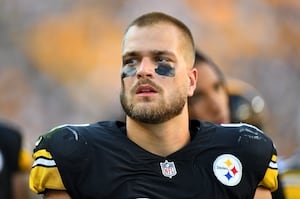 Steelers TE Pat Freiermuth announces engagement